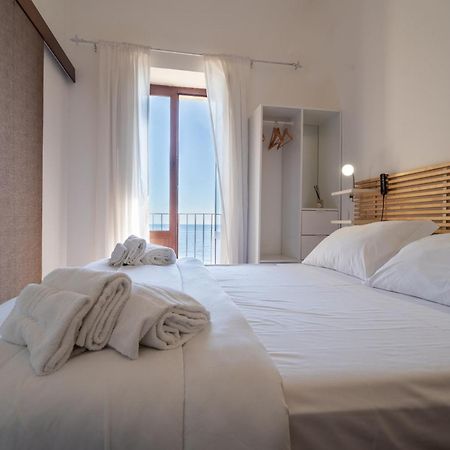 Casa Scala Hotel Ачиреале Екстериор снимка