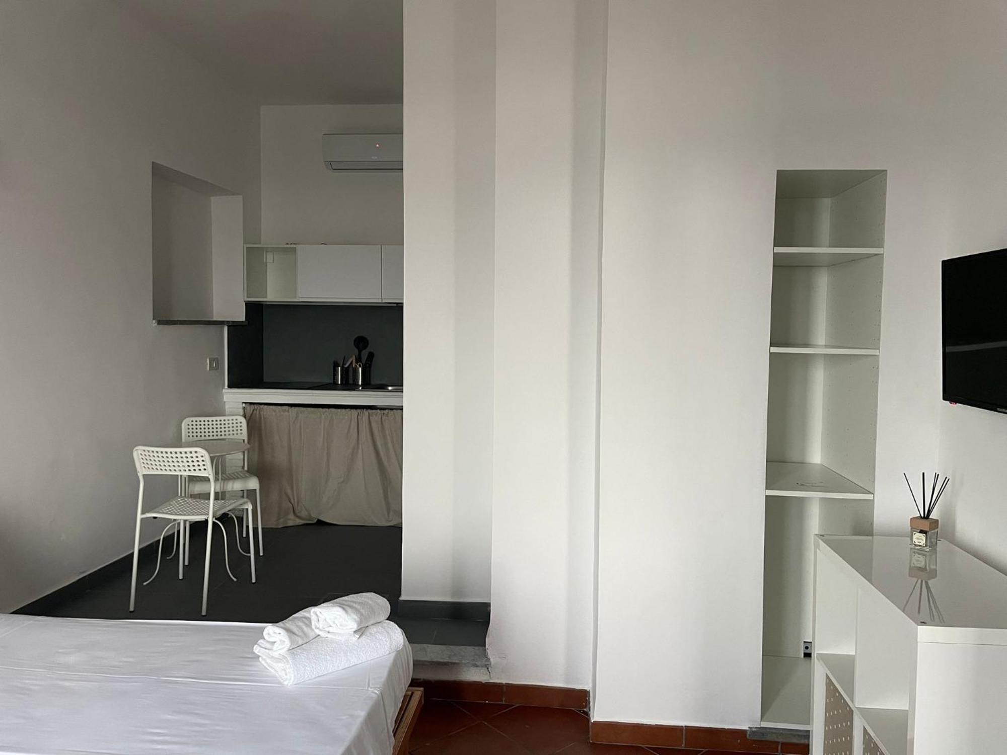Casa Scala Hotel Ачиреале Екстериор снимка