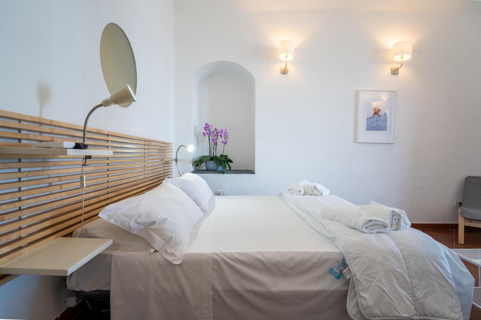 Casa Scala Hotel Ачиреале Екстериор снимка